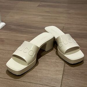 Rubber Gucci Logo Womens Platform